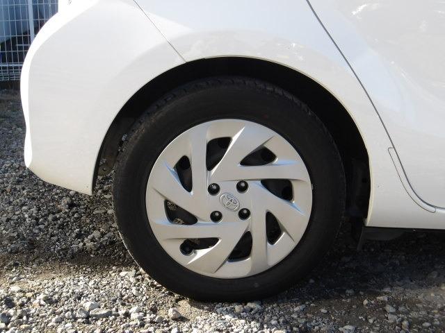 アクア Ｌ　ブルートゥース対応純正ナビ　アイドリングストップ　キーレスキー　オートＡ／Ｃ　フロアマット　サイドバイザー　ＥＣＯモード　ＥＶモード　ヘッドライトレベライザー　ホイールキャップ　ハロゲンヘッドライト（21枚目）