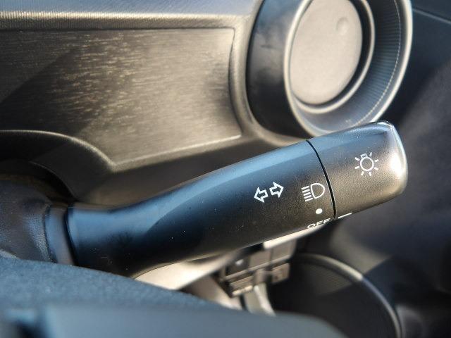 アクア Ｌ　ブルートゥース対応純正ナビ　アイドリングストップ　キーレスキー　オートＡ／Ｃ　フロアマット　サイドバイザー　ＥＣＯモード　ＥＶモード　ヘッドライトレベライザー　ホイールキャップ　ハロゲンヘッドライト（40枚目）