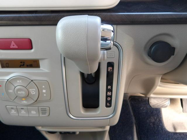 アルトラパン モード　ブルートゥース対応フルセグナビ　衝突軽減ブレーキ　コーナーセンサー　レーンキープ　シートヒーター　バックカメラ　ドライブレコーダー　バックカメラ　ＨＩＤオートヘッドライト　ステアリングリモコン（13枚目）