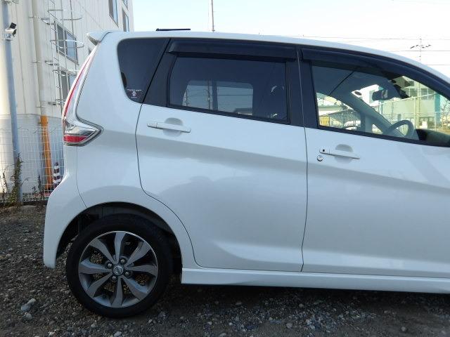 デイズ ハイウェイスター　Ｘ　衝突軽減ブレーキ　アイドリングストップ　純正ＳＤナビ　バックカメラ　アラウンドビューモニター　オート電格ミラー　ウィンカーミラー　ＥＴＣ　純正１５インチアルミ　ステアリモコン　スマートキー（24枚目）