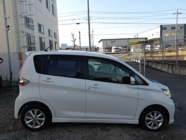 デイズ ハイウェイスター X 衝突軽減ブレーキ・エコアイドル・バックカメラ・アラウンドビューモニター・ETC・スマートキー・HIDオートライト・純正14インチアルミ・オート電格ミラー・ドライブレコーダー・オートハイビーム(6枚目)