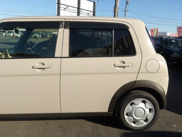 アルトラパン L ブルートゥース対応ワンセグナビ バックカメラ シートヒーター コーナーセンサー 衝突軽減ブレーキ アイドリングストップ スマートキー サイドバイザー ベンチシート スマートキー プッシュスタート(29枚目)