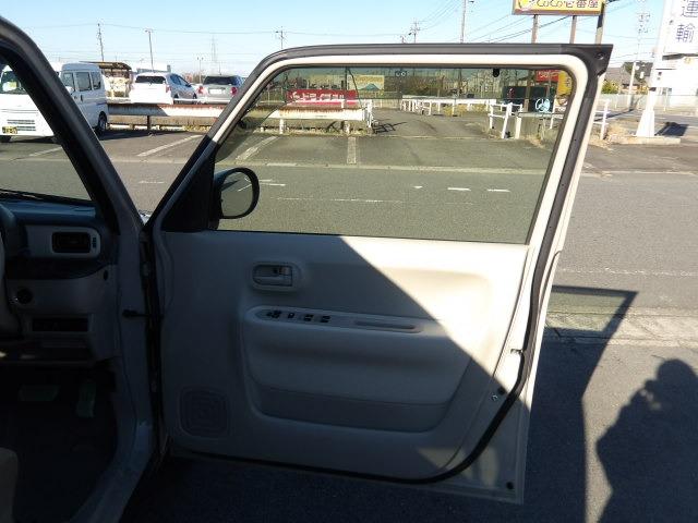 アルトラパン L ブルートゥース対応ワンセグナビ バックカメラ シートヒーター コーナーセンサー 衝突軽減ブレーキ アイドリングストップ スマートキー サイドバイザー ベンチシート スマートキー プッシュスタート(38枚目)