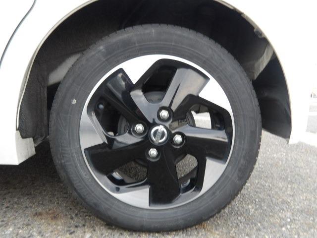 ルークス ハイウェイスター　Ｘ　両側パワースライドドア　衝突軽減ブレーキ　アイドリングストップ　リヤコーナーセンサー　アラウンドビューモニター　純正９インチＳＤナビ　Ｂｌｕｅｔｏｏｔｈ接続　フルセグテレビ　ドライブレコーダ　ＥＴＣ（28枚目）