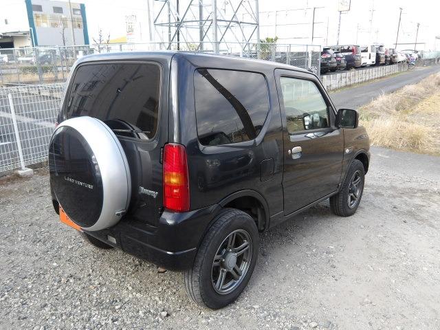 ジムニー ランドベンチャー ターボ パートタイム4WD 前後ドライブレコーダー シートヒーター ステアリモコン ETC KENWOODメモリーナビ フロアマット 16インチ純正アルミホイール キーレスキー 電動格納ドアミラー(11枚目)