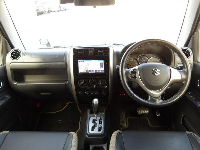 ジムニー ランドベンチャー ターボ パートタイム4WD 前後ドライブレコーダー シートヒーター ステアリモコン ETC KENWOODメモリーナビ フロアマット 16インチ純正アルミホイール キーレスキー 電動格納ドアミラー(17枚目)