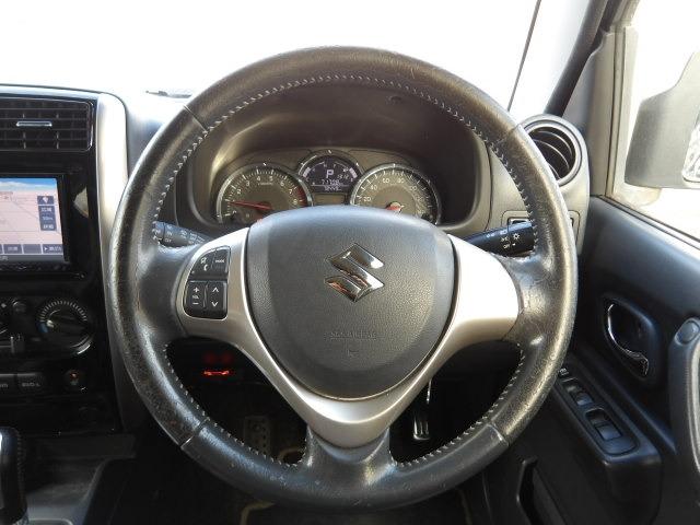 ジムニー ランドベンチャー ターボ パートタイム4WD 前後ドライブレコーダー シートヒーター ステアリモコン ETC KENWOODメモリーナビ フロアマット 16インチ純正アルミホイール キーレスキー 電動格納ドアミラー(18枚目)