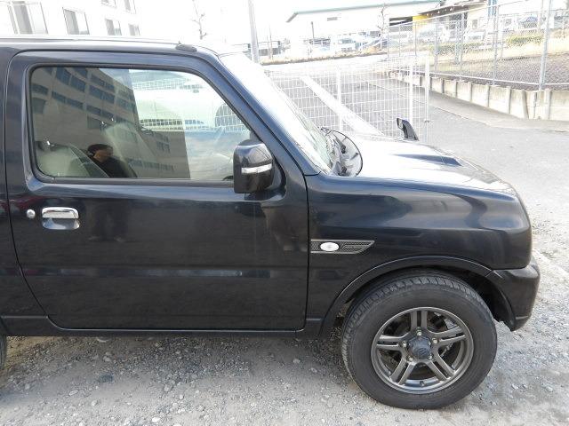 ジムニー ランドベンチャー ターボ パートタイム4WD 前後ドライブレコーダー シートヒーター ステアリモコン ETC KENWOODメモリーナビ フロアマット 16インチ純正アルミホイール キーレスキー 電動格納ドアミラー(24枚目)