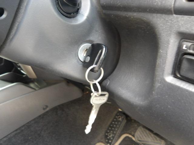 ジムニー ランドベンチャー ターボ パートタイム4WD 前後ドライブレコーダー シートヒーター ステアリモコン ETC KENWOODメモリーナビ フロアマット 16インチ純正アルミホイール キーレスキー 電動格納ドアミラー(39枚目)