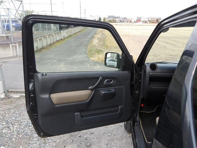 ジムニー ランドベンチャー ターボ パートタイム4WD 前後ドライブレコーダー シートヒーター ステアリモコン ETC KENWOODメモリーナビ フロアマット 16インチ純正アルミホイール キーレスキー 電動格納ドアミラー(49枚目)