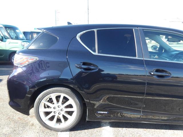 ＣＴ ＣＴ２００ｈ　バージョンＣ　スピンドルグリル　純正ＨＤＤナビ　シートヒーター　バックカメラ　クルーズコントロール　ＥＴＣ　ドライブレコーダー　パドルシフト　ステアリングリモコン　アイドリングストップ　フロアマット　スマートキー（24枚目）