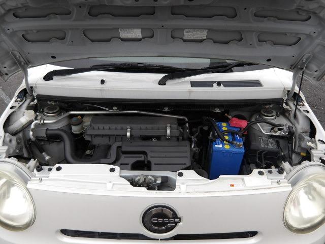 ミラココア ココアＬ　純正オーディオプレーヤー　アイドリングストップ　フロアマット　サイドバイザー　ベンチシート　電動格納ドアミラー　ＩＳＯＦＩＸ　オートヘッドライト　フロントアームレスト　純正ホイールキャップ（12枚目）