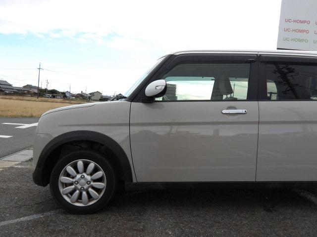 アルトラパン Ｘ　ブルートゥース対応地デジナビ　前席シートヒーター　衝突軽減ブレーキ　アラウンドビューモニター　クリアランスソナー　スマートキー×２　ＨＩＤオートヘッドライト　オートリトラミラー　サイドバイザー　ＥＳＣ（17枚目）