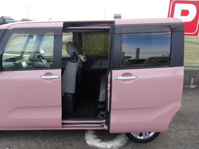 タント Ｘセレクション　衝突軽減ブレーキ　アイドリングストップ　Ｒ／Ｌ席シートヒーター　パワースライドドア　リヤサンシェード　リヤテーブル　ｃａｒｒｏｚｚｅｒｉａメモリナビ　Ｂｌｕｅｔｏｏｔｈ接続　ＬＥＤオートヘッドライト（49枚目）