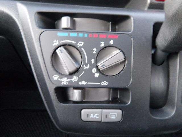 プレオプラス Ｆ　アイドリングストップ　走行距離３万キロ以下　キーレスキー　純正オーディオ　ＡＢＳ　純正セキュリティ　サイドバイザー　ヘッドライトレベライザー　ＥＳＣ（34枚目）