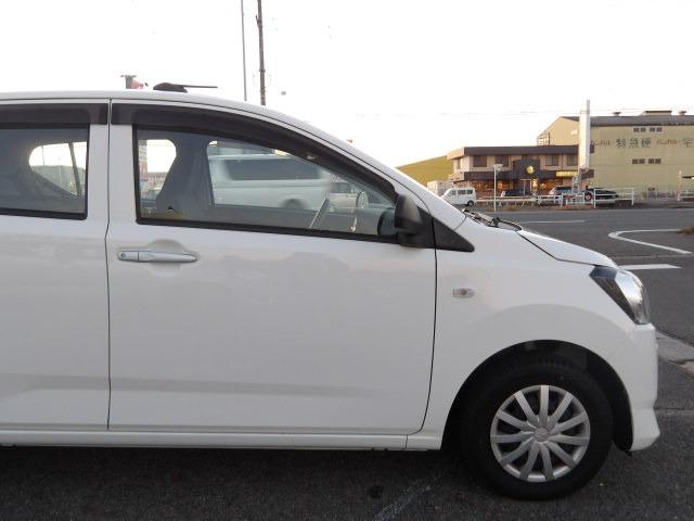 ���X�ɂ͂��w���̍ہA�����ȃp�b�N���̔����Ă���܂���ڂ����̓X�^�b�t�܂ł��q�˂���������