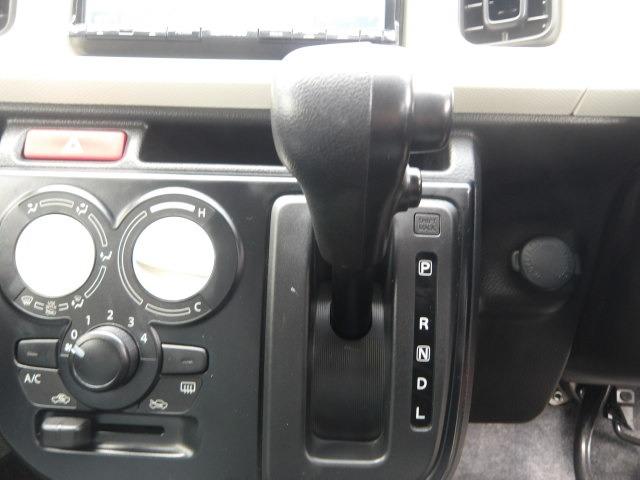 キャロル GL アイドリングストップ 運転席シートヒータ ETC KENWOODメモリーナビ ホイール付きスタッドレスタイヤ サイドバイザー ハロゲンヘッドライト ヘッドライトへべライザー 盗難防止装置(13枚目)