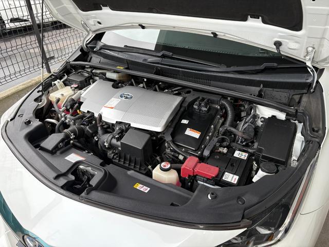 TOYOTA PRIUS PHV S