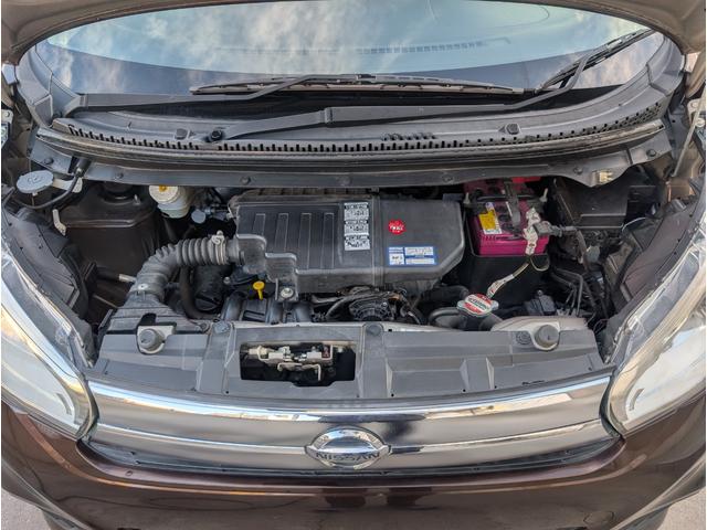 デイズ Ｘ　Ｖセレクション　車検整備付／禁煙車／純正ナビ・アラウンドビューモニター・フルセグＴＶ／ＥＴＣ／ドライブレコーダー／スマートキー（16枚目）