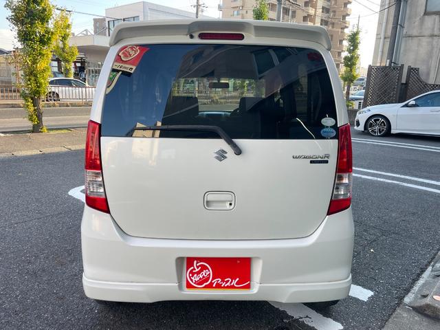ワゴンＲ ＦＸリミテッド　ユーザー買取・禁煙車／検整備付き／プッシュスタート／ベンチシート／オートエアコン／スマートキー２個／純正アルミホイール（8枚目）