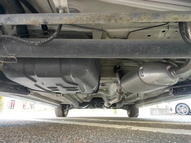 ワゴンＲ ＦＸリミテッド　ユーザー買取・禁煙車／検整備付き／プッシュスタート／ベンチシート／オートエアコン／スマートキー２個／純正アルミホイール（16枚目）