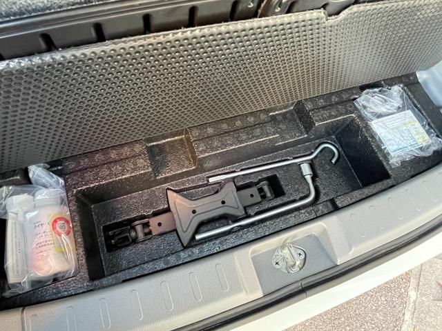 ワゴンＲ ＦＸリミテッド　ユーザー買取・禁煙車／検整備付き／プッシュスタート／ベンチシート／オートエアコン／スマートキー２個／純正アルミホイール（35枚目）