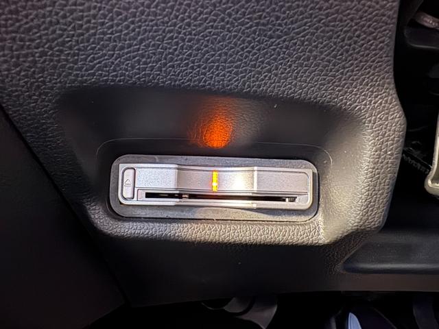 ★納車前点検整備★ご納車前に点検整備を実施させて頂きます！エンジンオイルやオイルエレメントをはじめ、劣化が見られる部品につきましても新品交換後のお渡しとなりますので、安心してお乗り頂けます♪