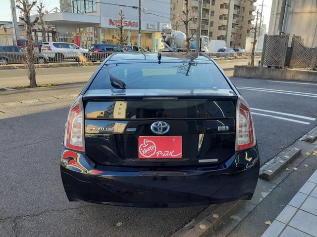 プリウス Ｓ　車検整備付／１オーナー禁煙車／純正ナビ・バックカメラ・フルセグＴＶ・Ｂｌｕｅｔｏｏｔｈ接続／ＥＴＣ／スマートキー・プッシュスタート（8枚目）
