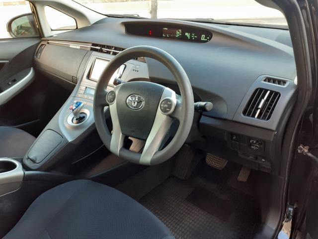 プリウス Ｓ　車検整備付／１オーナー禁煙車／純正ナビ・バックカメラ・フルセグＴＶ・Ｂｌｕｅｔｏｏｔｈ接続／ＥＴＣ／スマートキー・プッシュスタート（22枚目）