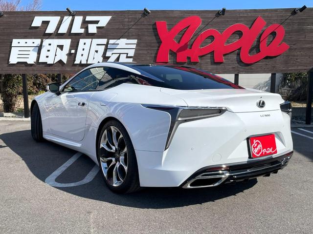 ＬＣ ＬＣ５００　Ｓパッケージ　車高調　ＣＦＲＰルーフ　２１インチ鍛造アルミホイール　三眼ＬＥＤヘッドライト　ＶＤＩＭ＆ＬＤＨ　レクサスセーフティシステム　ＢＳＭ　アルカンターラ＆本革レッドスポーツシート　禁煙車（11枚目）