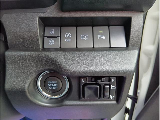 ☆当社陸運局指定の自社工場も完備しておりますので納車前の点検整備や納車後のメンテナンスもアップルにお任せ下さい☆納車後も安心な保証も御座いますので詳しくはスタッフまでお気軽にお問い合わせ下さい。