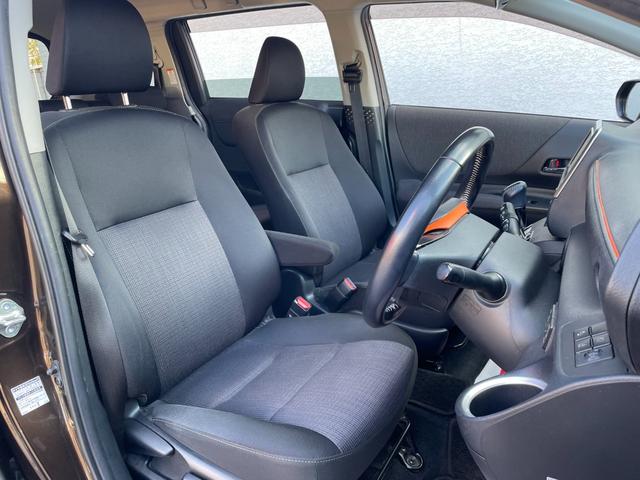 シエンタ ファンベースG ワンオーナー 両側電動スライドドア 地デジTV バックカメラ トヨタセーフティセンス オートマチックハイビーム 衝突被害軽減ブレーキ 横滑り防止 スマートキー プッシュスタート ウォークスルー(19枚目)