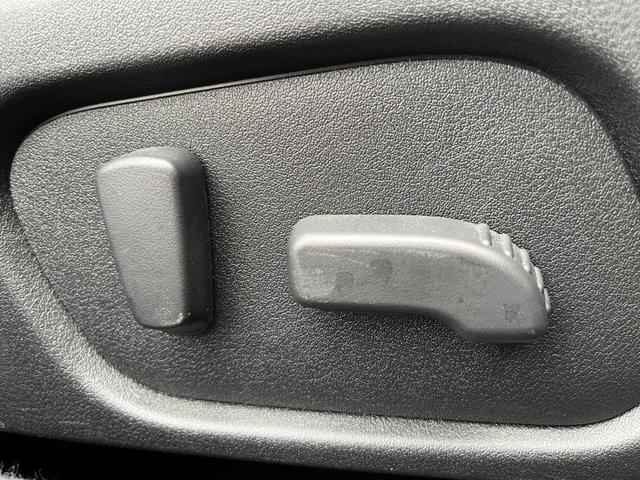 レヴォーグ １．６ＧＴアイサイト　Ｓスタイル　セーフティプラス　ワンオーナー　禁煙車　純正ナビ　フルセグＴＶ　Ｂカメラ　ＥＴＣ　ＬＥＤライト　Ｂｌｕｅｔｏｏｔｈ　スマートキー２個　ＢＳＭ　前席シートヒーター　クルコン　パドルシフト（29枚目）