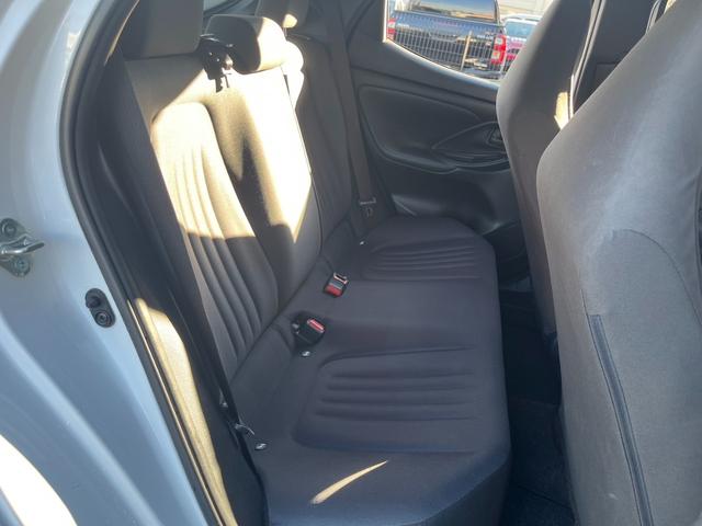 ヤリス Ｘ　純正ナビ　Ｂｌｕｅｔｏｏｔｈ　Ｂカメラ　スマートキー２個　オートヘッドライト　ＥＴＣ　ＰＣＳ　ＬＴＡ　ＬＤＡ　ＰＫＳＢ（28枚目）