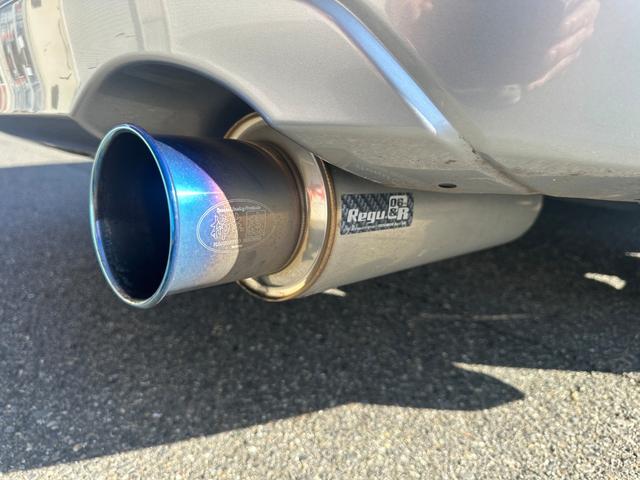 インプレッサＧ４ １．６ｉ－Ｌ　５速ＭＴ　社外１６インチアルミ　柿本マフラー　カロッツェリアメモリーナビ　フルセグＴＶ　Ｂカメラ　Ｂｌｕｅｔｏｏｔｈオーディオ　ＥＴＣ　ディスチャージヘッド　キーレス　スペアキー（14枚目）