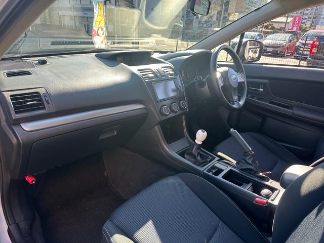 インプレッサＧ４ １．６ｉ－Ｌ　５速ＭＴ　社外１６インチアルミ　柿本マフラー　カロッツェリアメモリーナビ　フルセグＴＶ　Ｂカメラ　Ｂｌｕｅｔｏｏｔｈオーディオ　ＥＴＣ　ディスチャージヘッド　キーレス　スペアキー（26枚目）