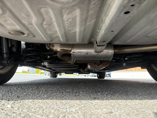 ヴォクシー ＺＳ　モデリスタエアロ（Ｆ・Ｓ・Ｒ）／両側電動スライドドア／純正１０インチナビ／フルセグ／バックカメラ／Ｂｌｕｅｔｏｏｔｈ／ＬＥＤヘッドライト／ＥＴＣ／車検Ｒ９年１月１１日（16枚目）