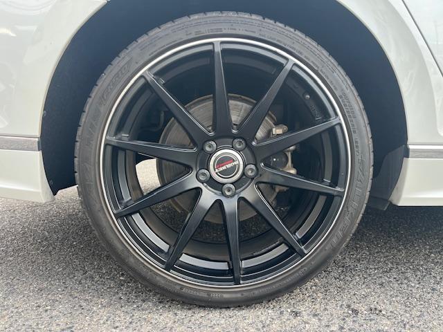 パサートヴァリアント TSI Rライン ナビTV Bカメラ レザーシート パワーシート パワーバックドア 社外19インチAW(15枚目)