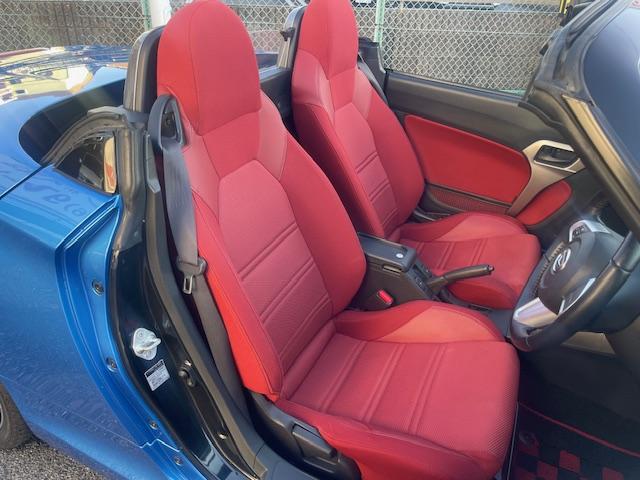 コペン ローブ　禁煙車　赤シート　社外ナビ　Ｂｌｕｅｔｏｏｔｈ　バックカメラ　シートヒーター　ドライブレコーダー（25枚目）