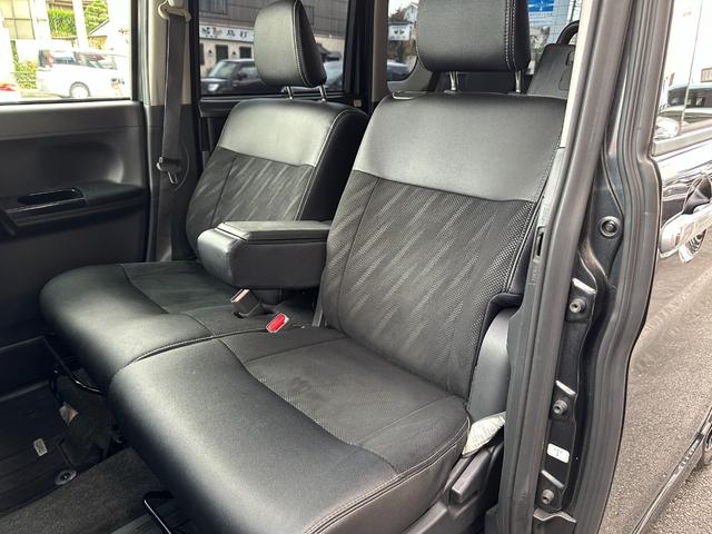 タント カスタムＲＳ　トップエディションＳＡＩＩＩ　純正ナビ　Ｂカメラ　ＴＶ　スマートアシストＩＩＩ　両側パワスラ　Ｓヒーター　ＬＥＤヘッド　スマートキーｘ２　ハーフレザー　ワンオーナー（10枚目）