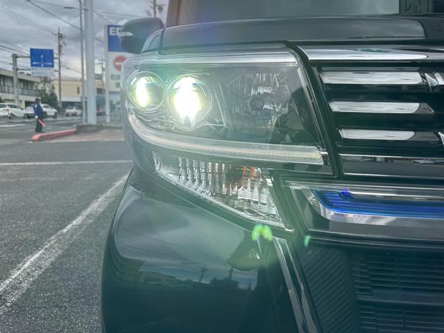 タント カスタムＲＳ　トップエディションＳＡＩＩＩ　純正ナビ　Ｂカメラ　ＴＶ　スマートアシストＩＩＩ　両側パワスラ　Ｓヒーター　ＬＥＤヘッド　スマートキーｘ２　ハーフレザー　ワンオーナー（21枚目）