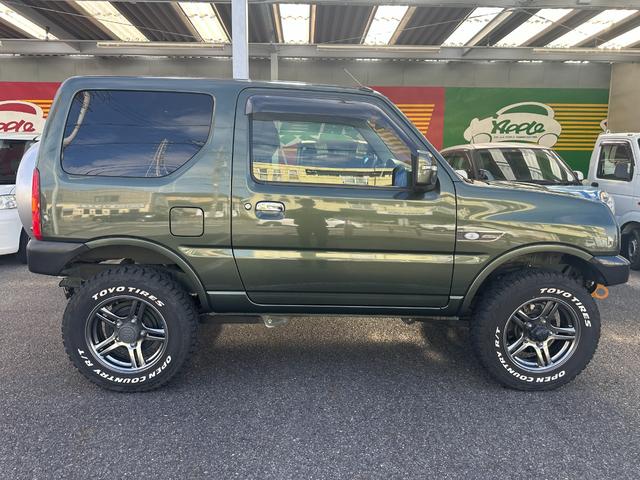 ジムニー ランドベンチャー　社外ナビ　Ｂカメラ　ＴＶ　ＥＴＣ　Ｓヒーター　２インチリフトアップ（ＲＰＧ）　１６インチＲ／Ｔタイヤ　社外バンパー　ＦＵＪＩＴＳＵＢＯマフラー　キーレス（4枚目）