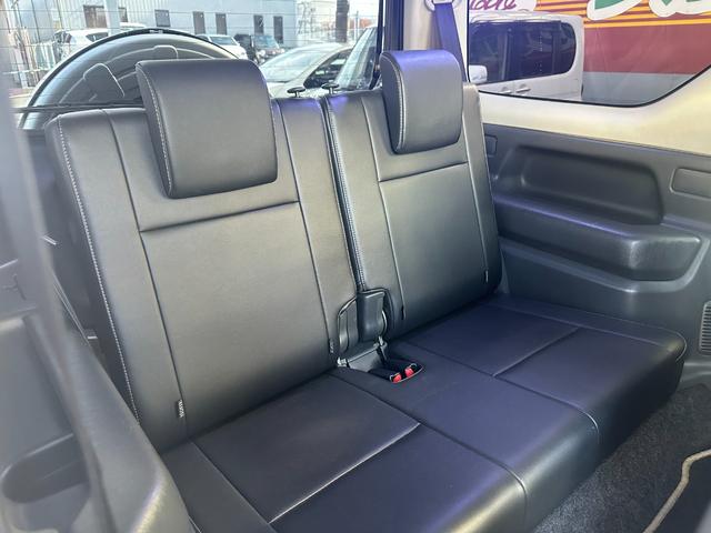 ジムニー ランドベンチャー　社外ナビ　Ｂカメラ　ＴＶ　ＥＴＣ　Ｓヒーター　２インチリフトアップ（ＲＰＧ）　１６インチＲ／Ｔタイヤ　社外バンパー　ＦＵＪＩＴＳＵＢＯマフラー　キーレス（10枚目）