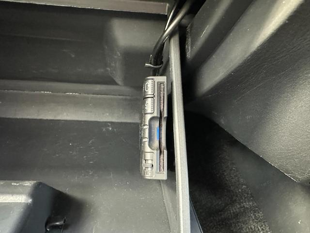 ジムニー ランドベンチャー　社外ナビ　Ｂカメラ　ＴＶ　ＥＴＣ　Ｓヒーター　２インチリフトアップ（ＲＰＧ）　１６インチＲ／Ｔタイヤ　社外バンパー　ＦＵＪＩＴＳＵＢＯマフラー　キーレス（29枚目）