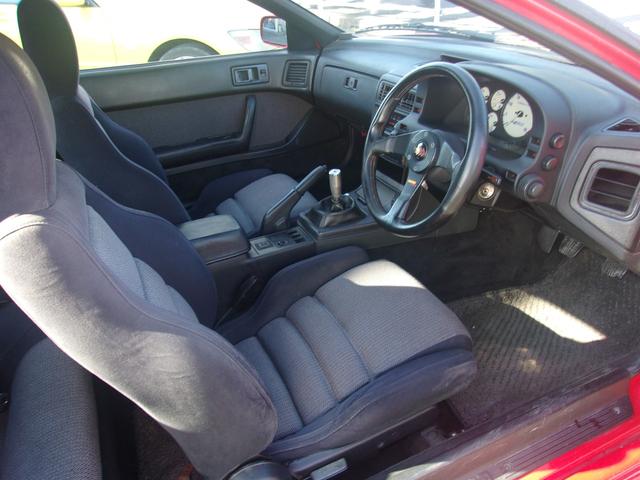 サバンナＲＸ－７ ＧＴ－Ｒ　後期型　１３Ｂエンジンロータリーターボ　５速ＭＴ　ＢＬＩＴＺ車高調　ＳＳＲ１７インチＡＷ　ＨＫＳマフラー　ＳＥＸＹＳＴＹＬＥエアロ　ＭＯＭＯステアリング　取説／整備手帳　実走行９２０００キロ（19枚目）