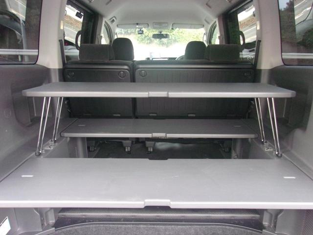 ヴォクシー トランス－Ｘ　純正フルフラットベッドキット　キャンパー　車中泊　社外９インチナビ　ＴＶ　バックモニター　ドライブレコーダー　レーダー探知機　キーレス　取説／メンテノート　車検毎整備録簿あり　実走行４８０００キロ（20枚目）