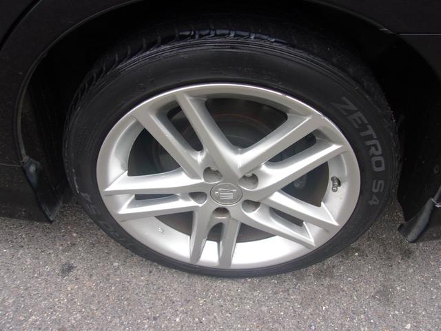 クラウン アスリート　スペシャルパッケージ　後期型　ワンオーナー禁煙車　車検毎全整備記録簿あり　板金塗装歴無し　フルオリジナル　ナビレス車　社外ナビ可　取説／メンテナンスノート　スマートキー２個　実走行５００００キロ（11枚目）