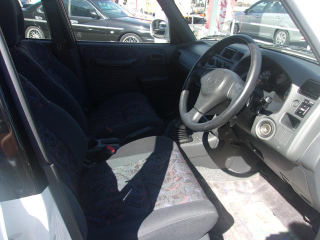 ＲＡＶ４ Ｌ Ｌ　Ｖ　５速ＭＴ　３Ｓエンジン　フルタイム４ＷＤ　禁煙車　純正オプションエアロスポイラー　フルノーマル　キーレス　取説／メンテナンスノート　実走行４５０００キロ（14枚目）