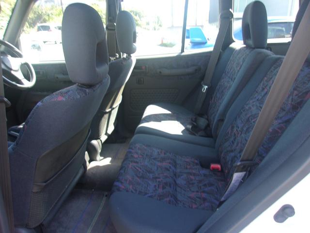 ＲＡＶ４ Ｌ Ｌ　Ｖ　５速ＭＴ　３Ｓエンジン　フルタイム４ＷＤ　禁煙車　純正オプションエアロスポイラー　フルノーマル　キーレス　取説／メンテナンスノート　実走行４５０００キロ（17枚目）