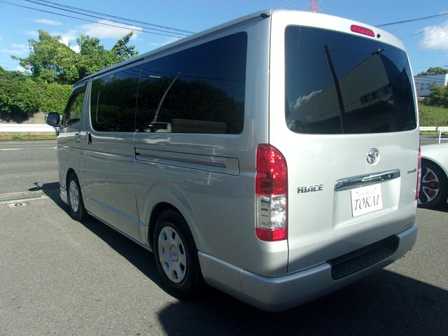 ハイエースバン ロングDX GLパッケージ 5速MT ワンオーナー禁煙車 板金塗装歴無し 車検毎全整備記録簿あり セーフティーセンス 純正ナビTVバックカメラ ソーラーIMPACT製合せガラス モデリスタスポイラー キーレス LEDヘットライト(7枚目)